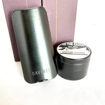 Refurbished Davinci IQ2 Vaporizer - Black, Grey