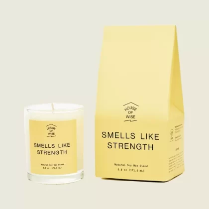 House of Wise Smells Like Strength Candle (5.8oz) - Vape Store